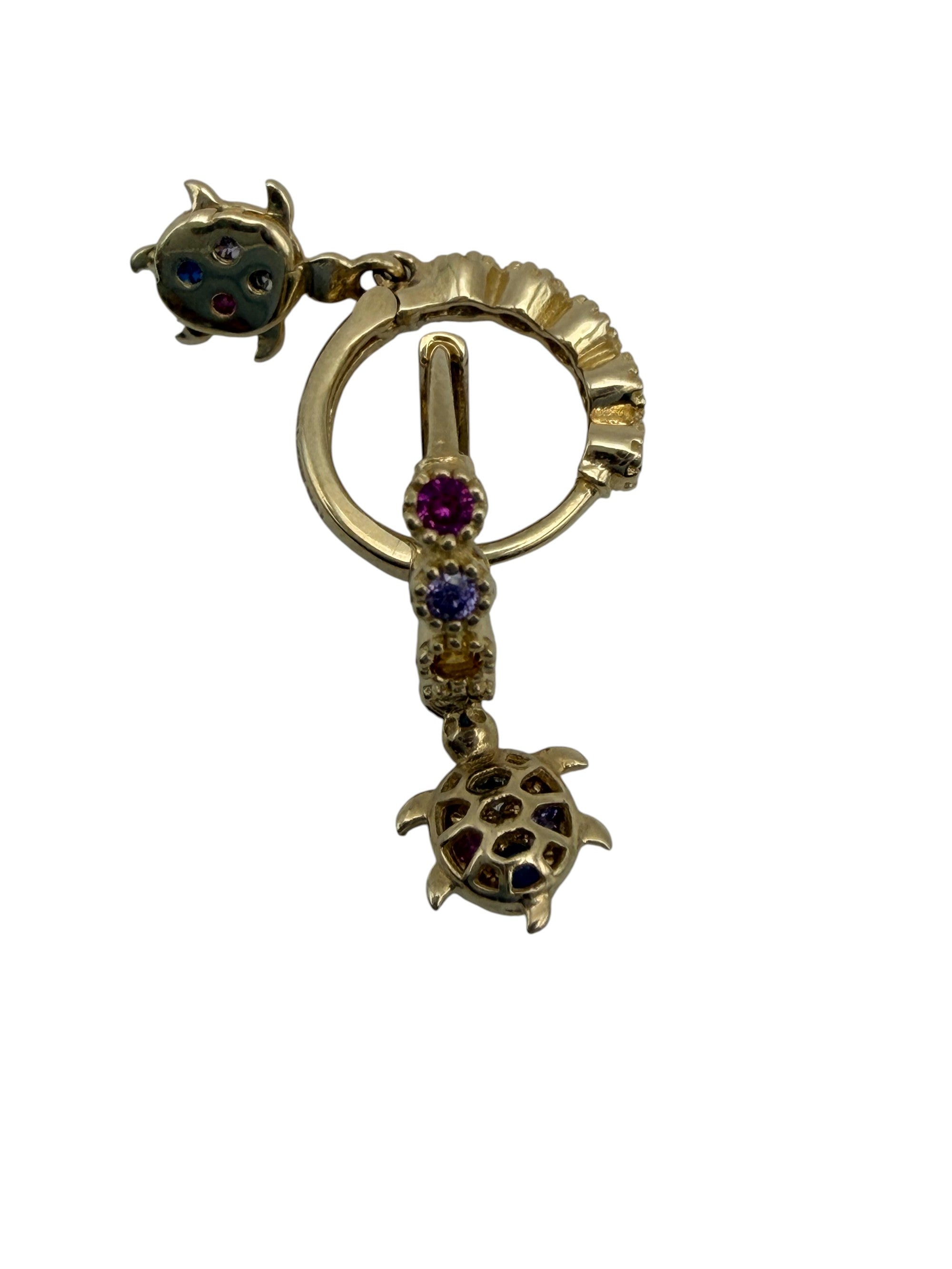 Huggies de Oro 10K de Tortuga y Piedras de Colores