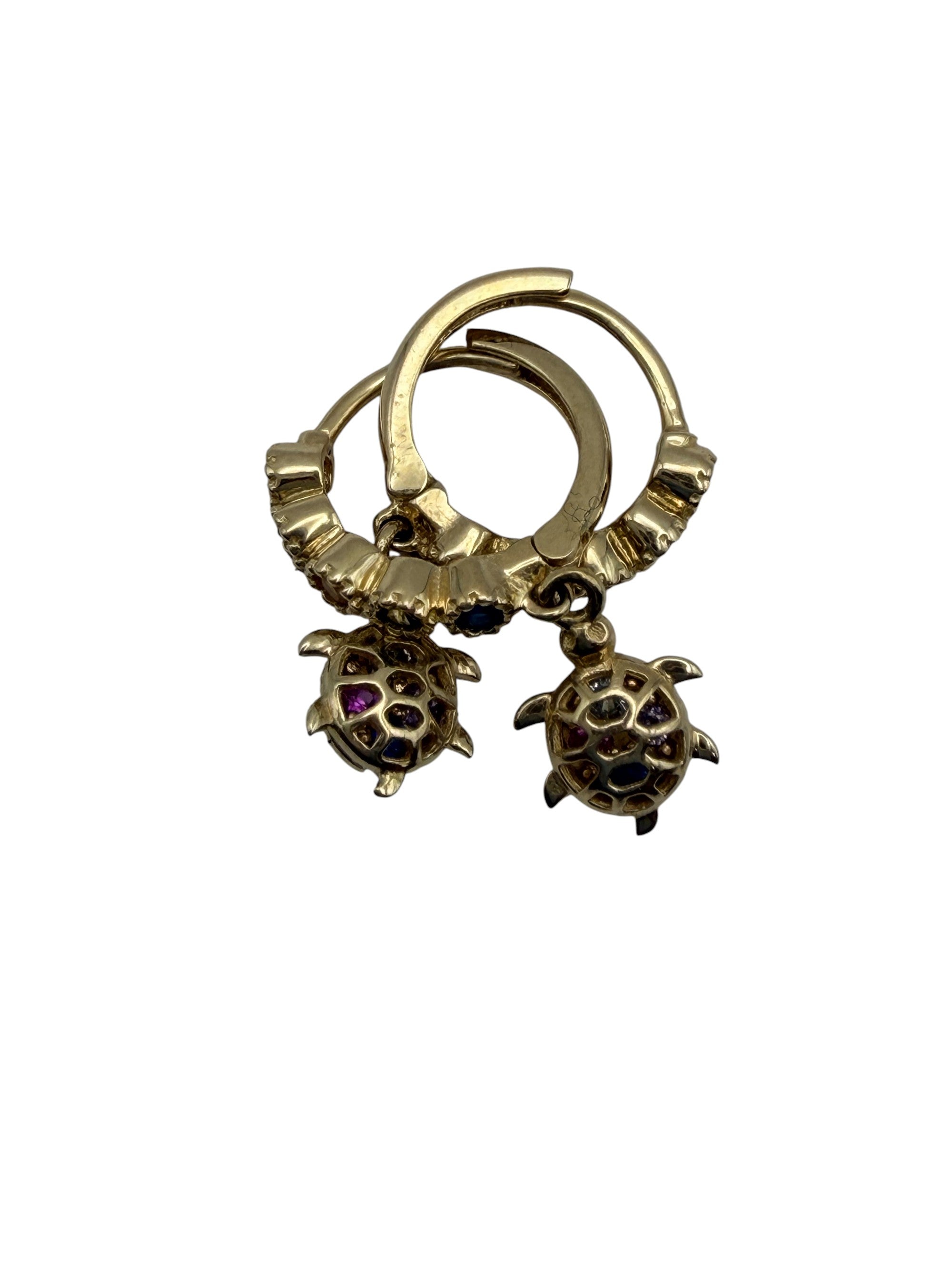 Huggies de Oro 10K de Tortuga y Piedras de Colores