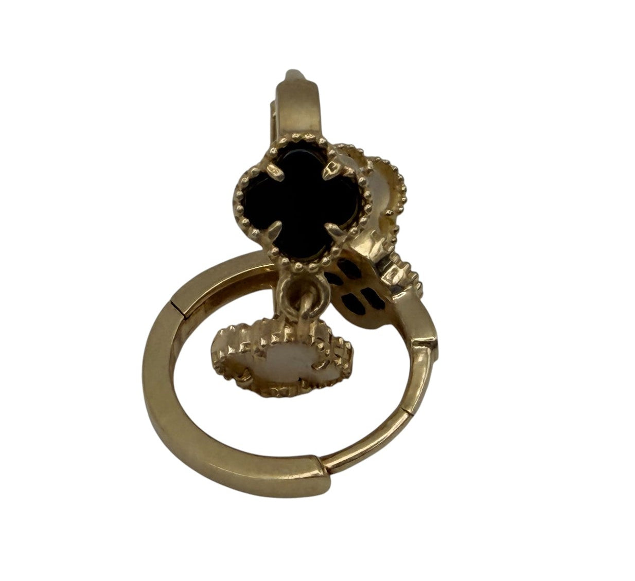 Huggies de Oro 10K - Dijes de Trébol (Estilo Van Cleef) Blanco y Negro