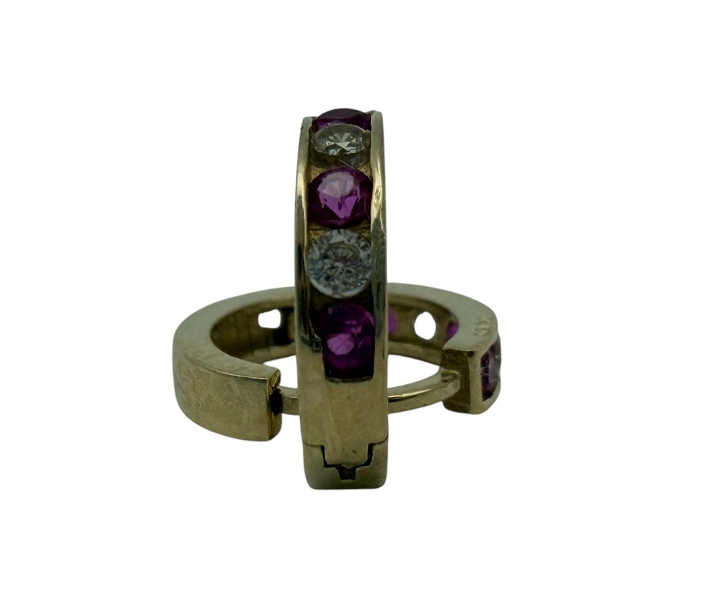 Huggies de Oro 10K con Circonias Rosas y Blancas