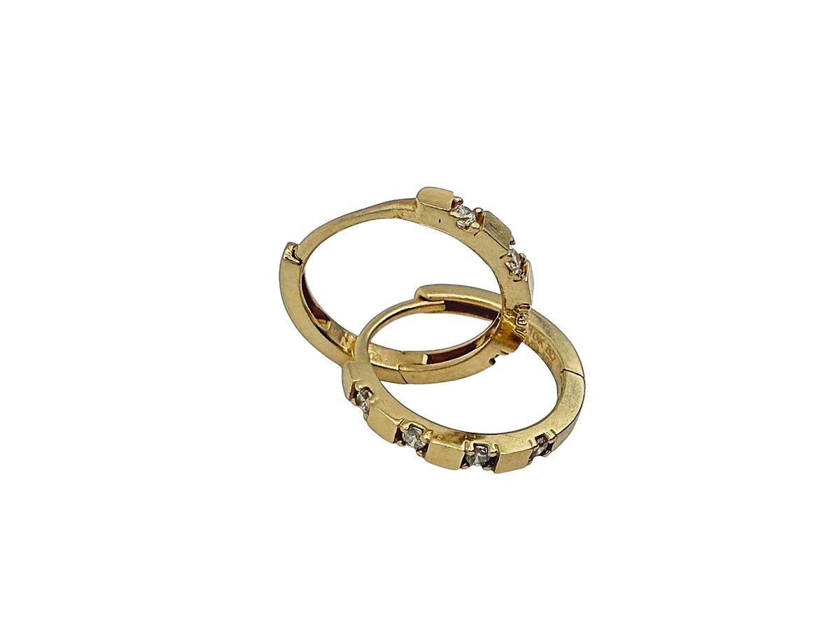 Huggies de Oro 10K con Circonias