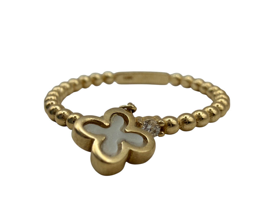 Anillo de Oro 10K Estilo Cuentas con Dije de Trébol y Circonias