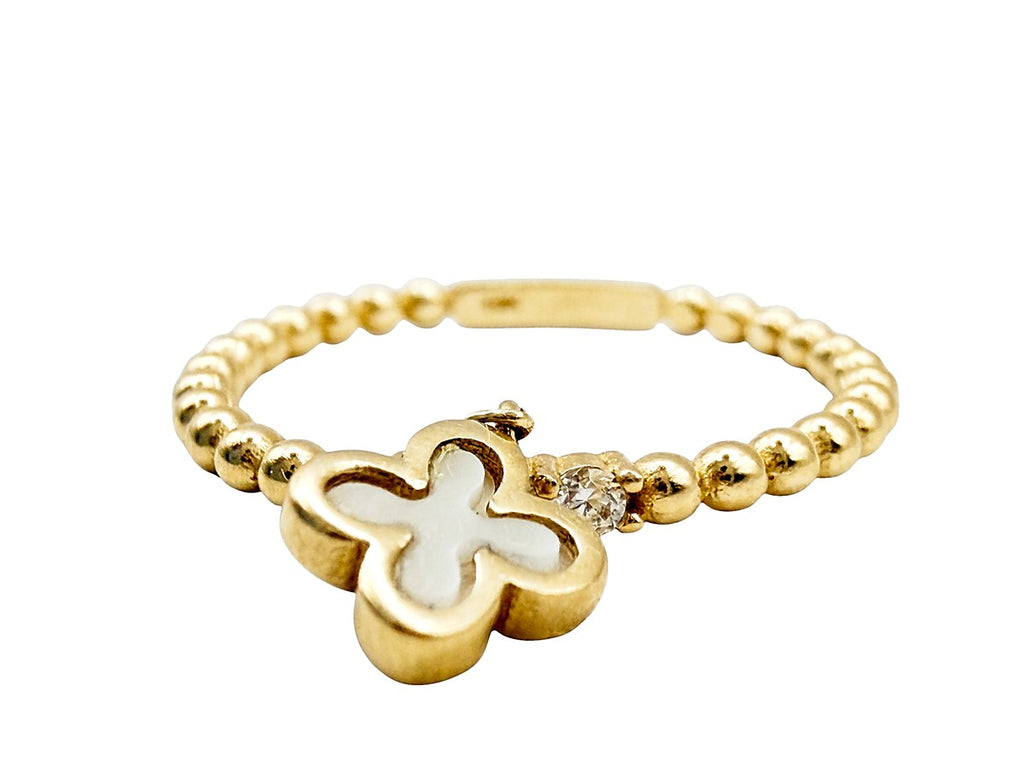 Anillo de Oro 10K Estilo Cuentas con Dije de Trébol y Circonias